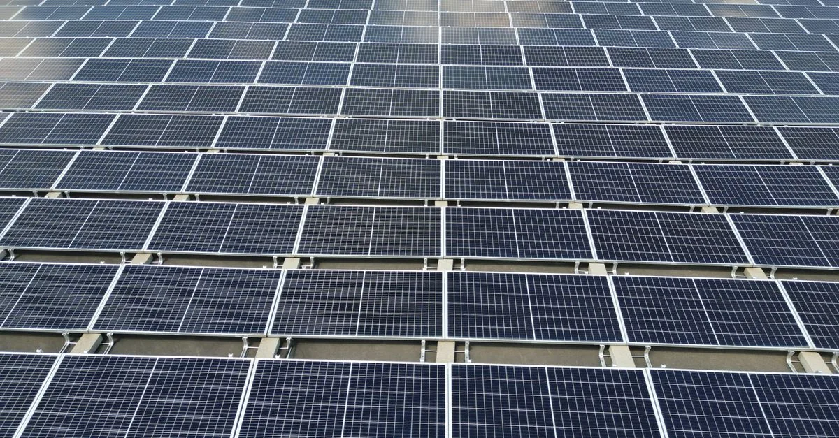 découvrez nos solutions innovantes et écologiques avec nos panneaux solaires performants, conçus pour optimiser votre production d'énergie renouvelable et réduire votre facture d'électricité.